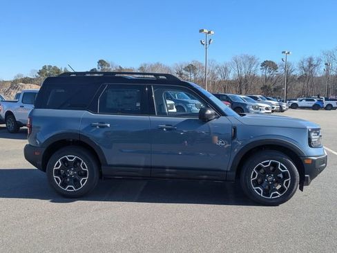 New 2025 Ford Bronco Sport Outer Banks w/ Outer Banks Tech Package+ image 2