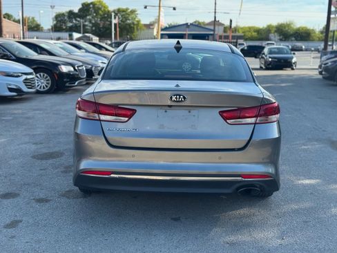 Used 2016 Kia Optima LX w/ LX Convenience Package image 8