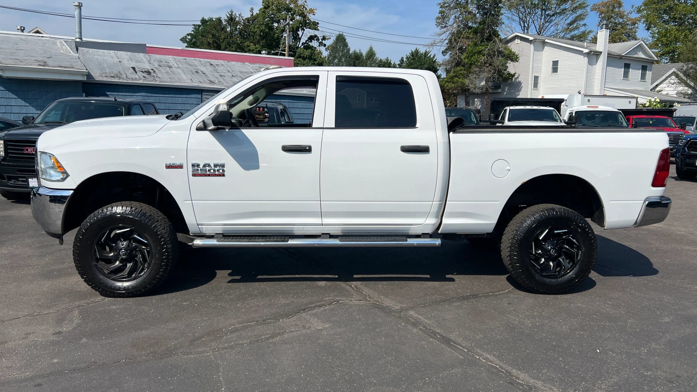 Used 2016 RAM 2500 Tradesman w/ Chrome Appearance Group AWD/4WD image 2