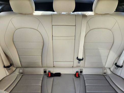 Used 2019 Mercedes-Benz GLC 300 4MATIC Coupe image 16