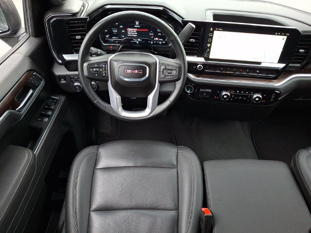 Used 2025 GMC Sierra 1500 SLT AWD/4WD image 11
