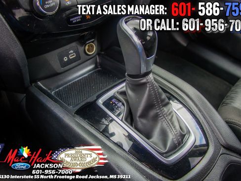 Used 2020 Nissan Rogue SV FWD image 16