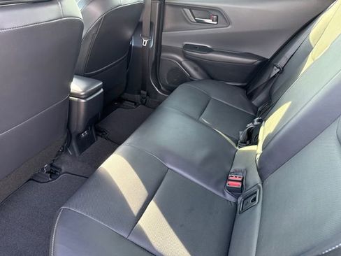 Used 2024 Toyota Prius XLE FWD image 17