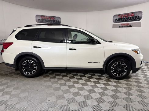 Used 2019 Nissan Pathfinder SV w/ Rock Creek Edition image 2