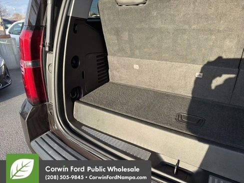 Used 2018 Chevrolet Tahoe LT w/ Luxury Package image 31