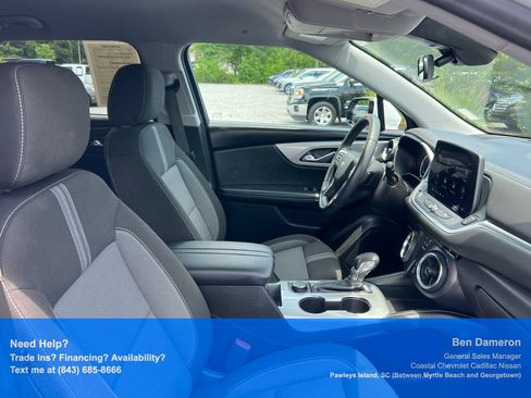 Used 2025 Chevrolet Blazer LT FWD image 20