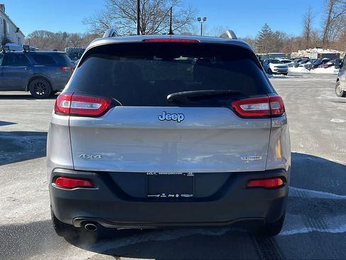 Used 2014 Jeep Cherokee Latitude w/ Cold Weather Group image 5