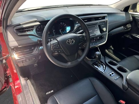 Used 2018 Toyota Avalon XLE FWD image 20