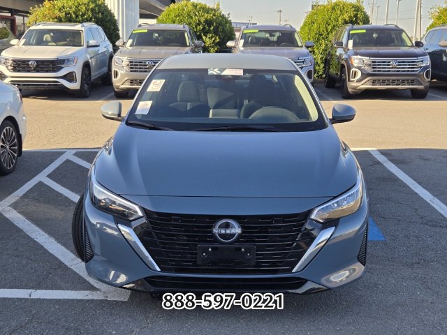 Used 2025 Nissan Sentra SV FWD image 8