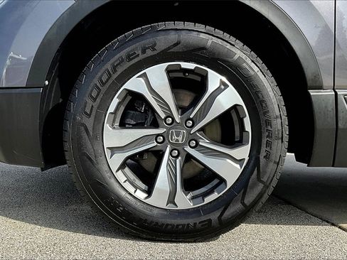 Used 2019 Honda CR-V LX image 10