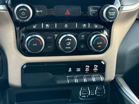 Used 2022 RAM 1500 Laramie image 22
