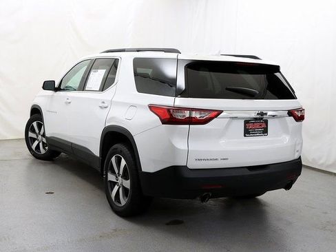 Used 2020 Chevrolet Traverse LT w/ LT Premium Package image 8