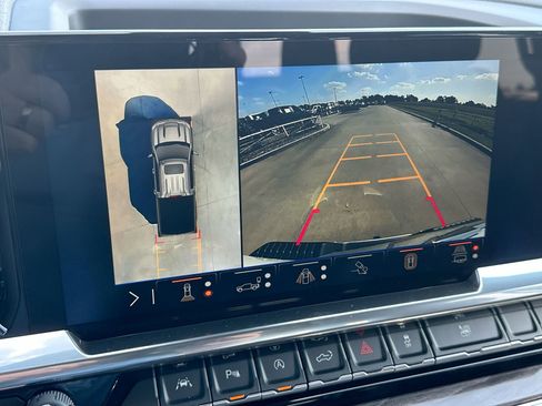 New 2026 Chevrolet Silverado 1500 LTZ w/ LTZ Convenience Package II image 17