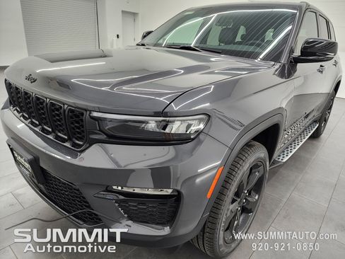 New 2025 Jeep Grand Cherokee Limited w/ Black Appearance Package image 7