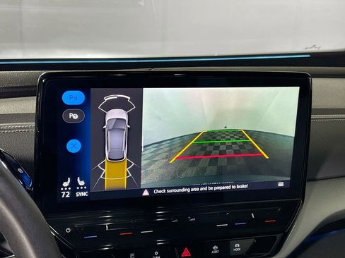 Certified 2023 Volkswagen ID.4 Pro image 17