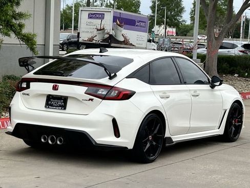 Certified 2024 Honda Civic Type R image 5