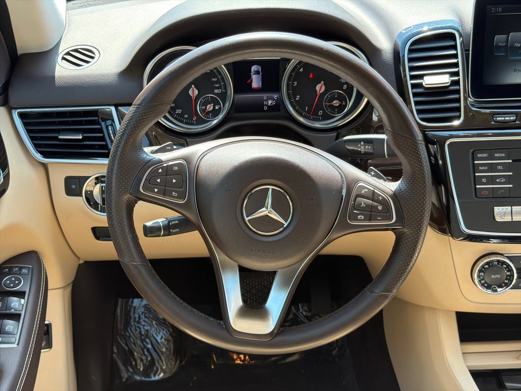 Used 2018 Mercedes-Benz GLE 350 w/ Premium 1 Package image 24