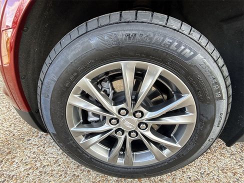 Certified 2023 Cadillac XT5 Premium Luxury w/ LPO, Floor Liner Package image 33