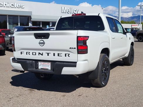 New 2026 Nissan Frontier SV w/ Tow Package AWD/4WD image 4