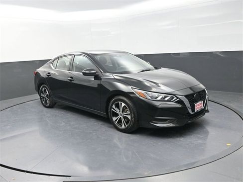 Used 2023 Nissan Sentra SV image 9