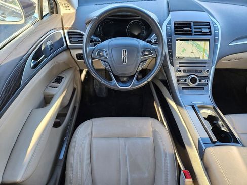 Used 2017 Lincoln MKZ Select w/ Select Plus Package image 11