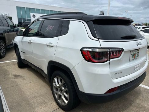 Used 2025 Jeep Compass Limited AWD/4WD image 8