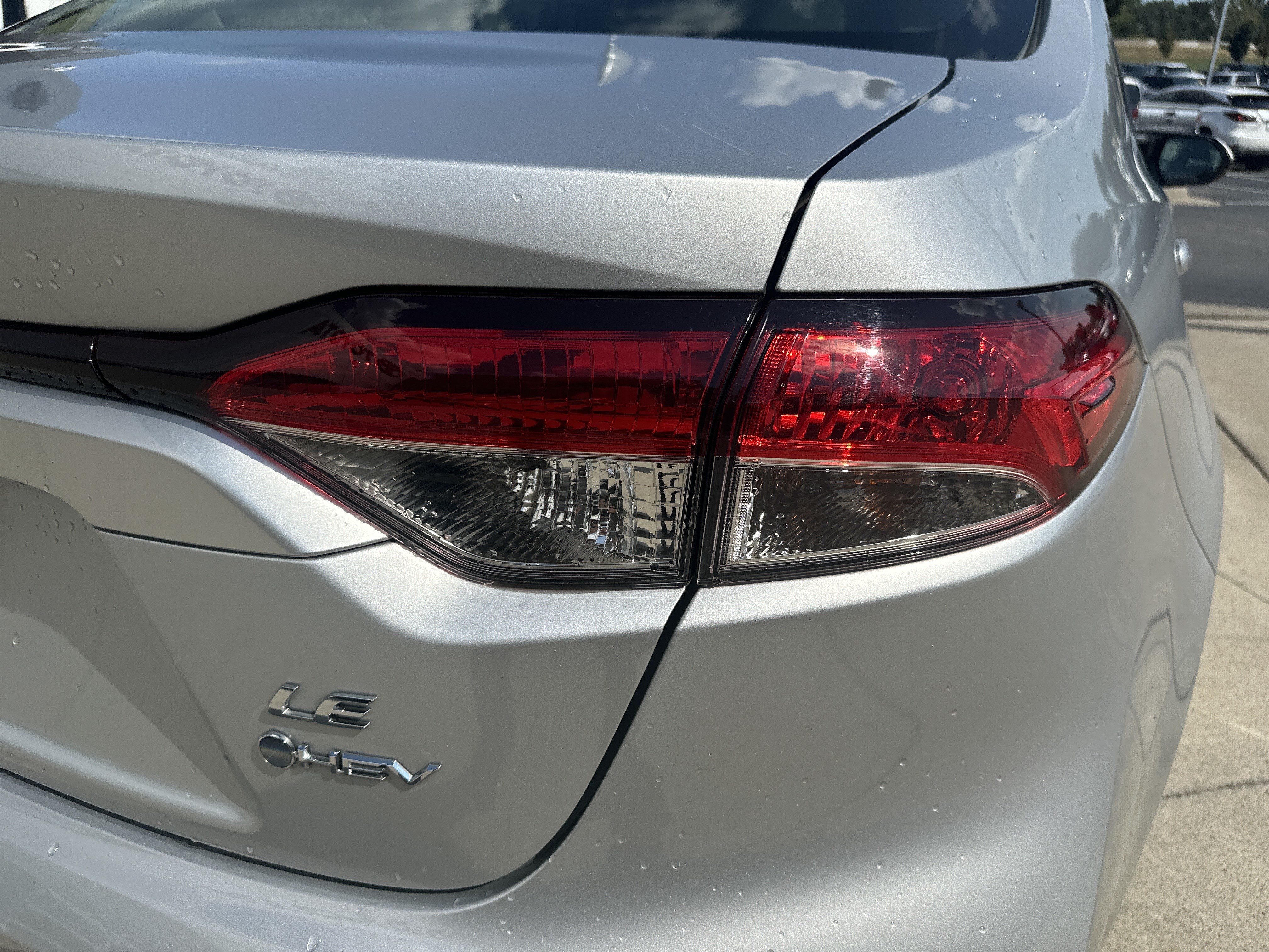 Used 2025 Toyota Corolla LE FWD image 12