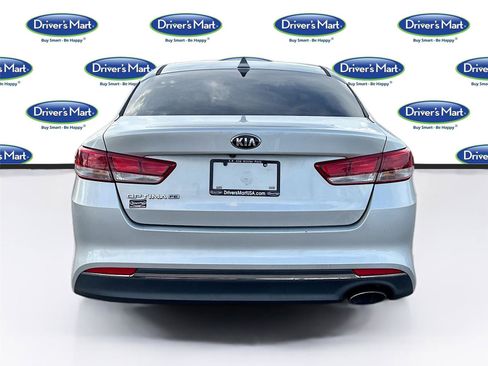 Used 2018 Kia Optima LX image 6