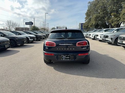 Used 2017 MINI Cooper Clubman image 5
