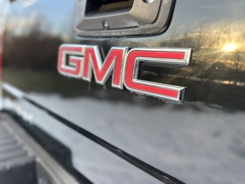 Used 2019 GMC Sierra 2500 4x4 Crew Cab w/ Sierra Convenience Package image 8