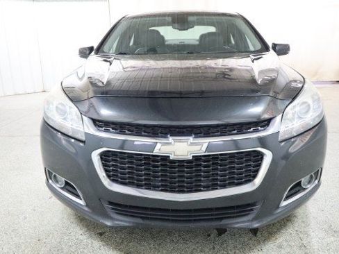 Used 2015 Chevrolet Malibu LT w/ Leather Package FWD image 7