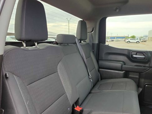 Used 2021 Chevrolet Silverado 1500 LT AWD/4WD image 17