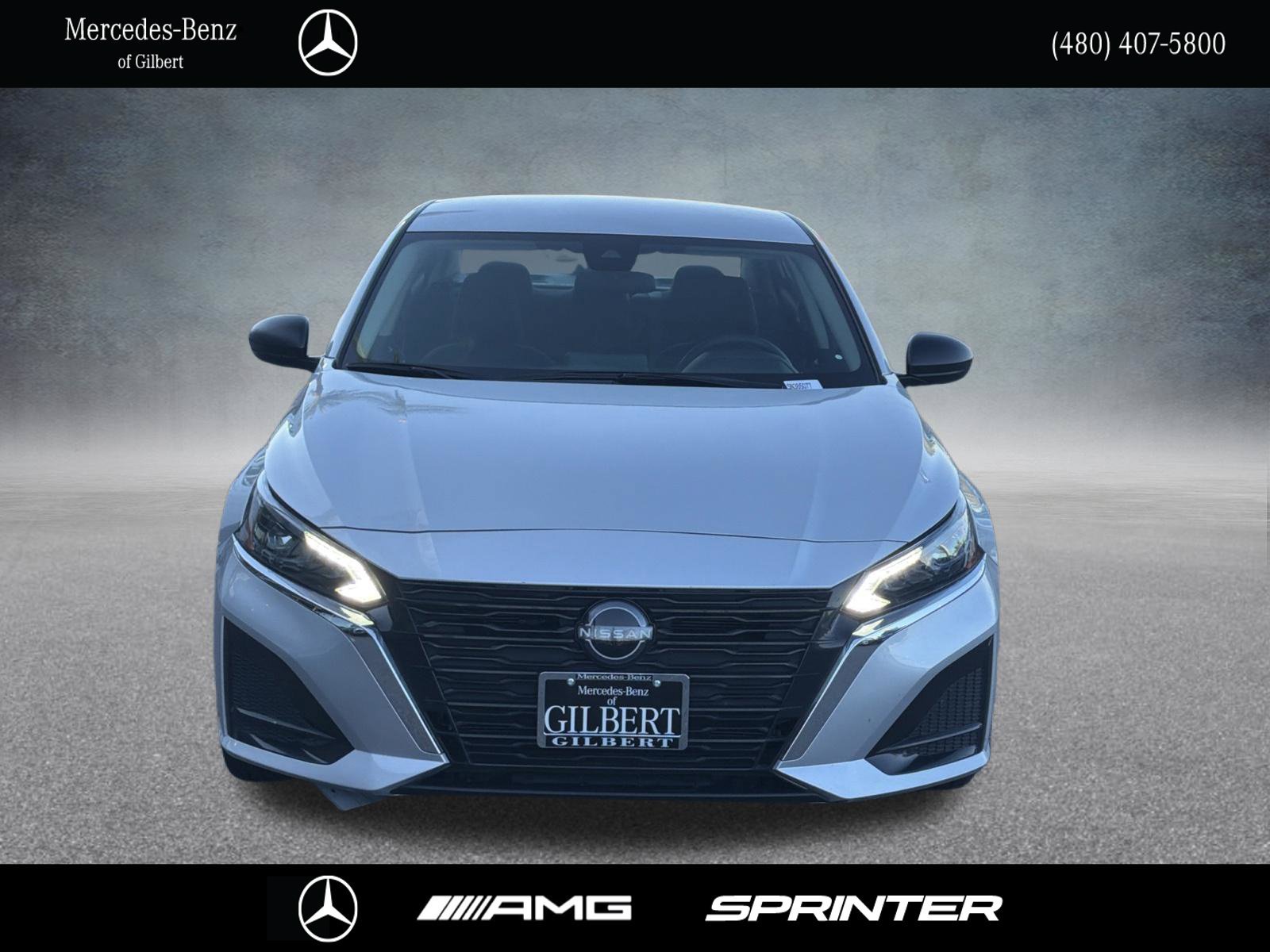 Used 2025 Nissan Altima 2.5 SV FWD image 2
