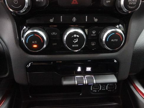 Used 2022 RAM 1500 Rebel w/ Rebel Level 1 Equipment Group AWD/4WD image 28