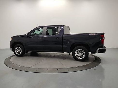 Used 2023 Chevrolet Silverado 1500 LT AWD/4WD image 6