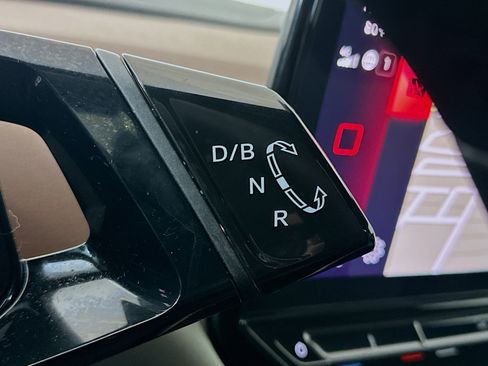 Used 2023 Volkswagen ID.4 Pro image 24