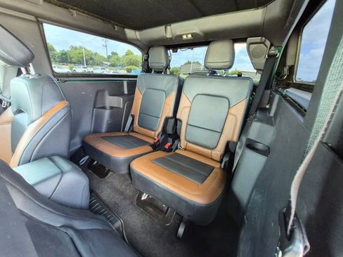 Used 2022 Ford Bronco Outer Banks AWD/4WD image 18