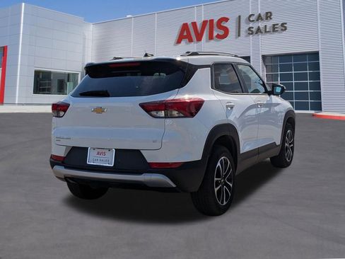 Used 2025 Chevrolet TrailBlazer LT image 6