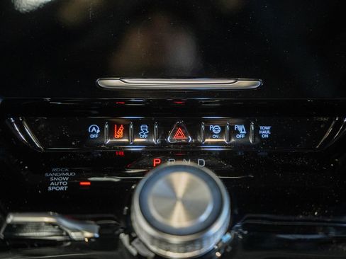 New 2026 Jeep Grand Wagoneer L 4WD image 29