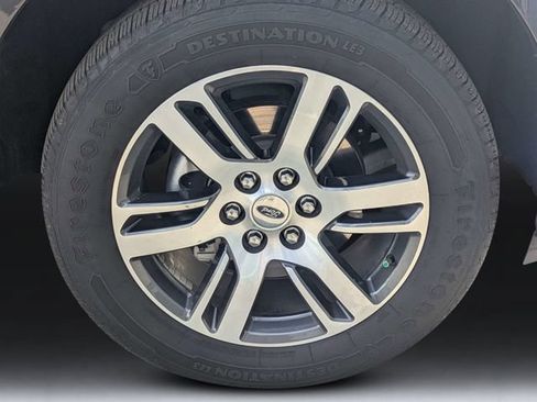 Used 2024 Ford Expedition Max XLT RWD image 11