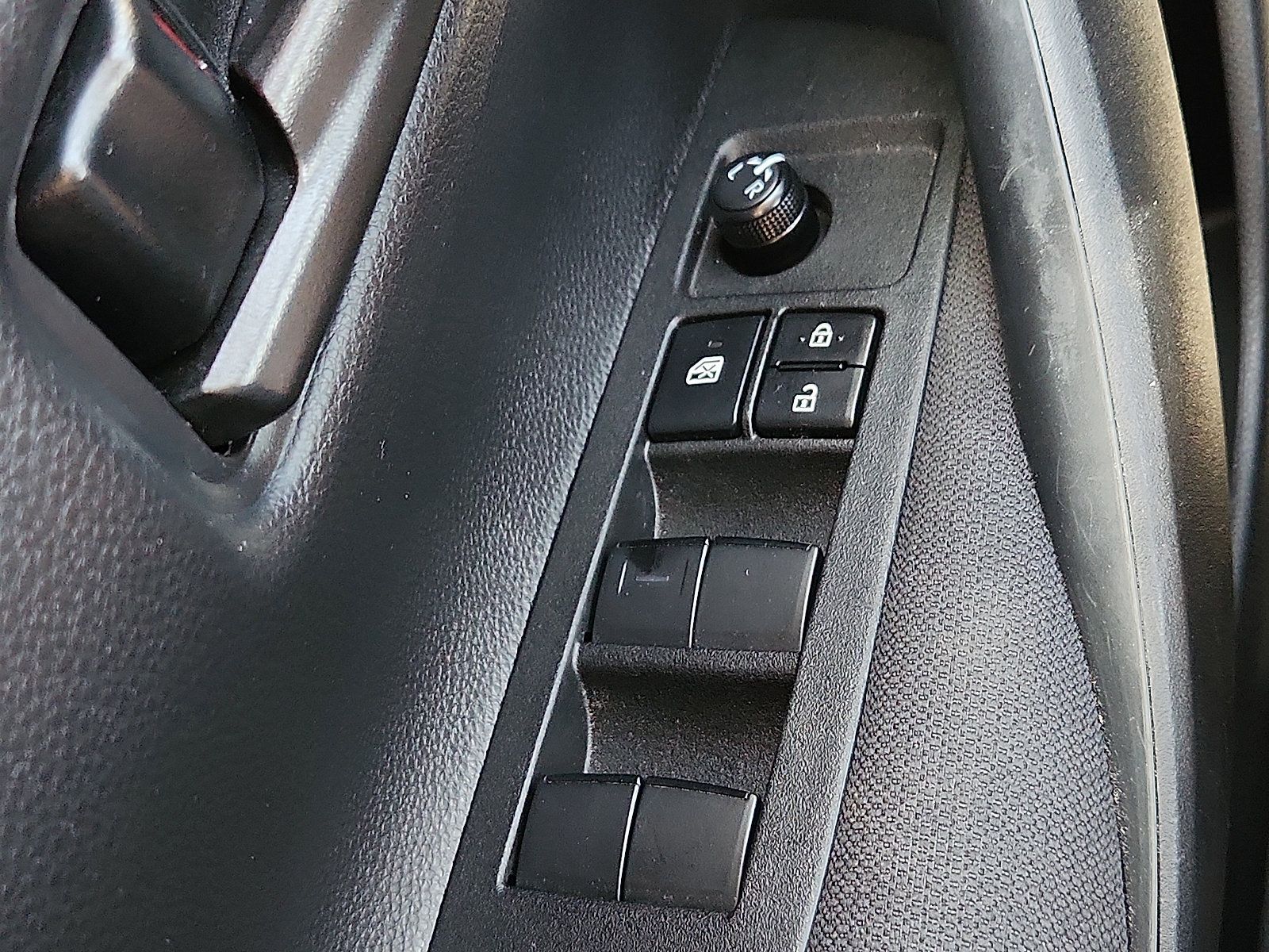 Used 2026 Toyota Corolla LE FWD image 23