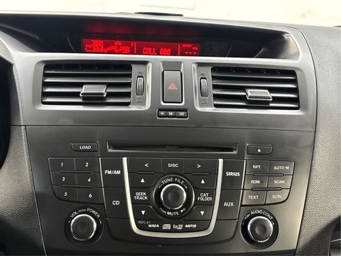Used 2012 MAZDA MAZDA5 Grand Touring image 19