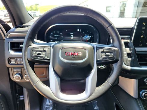 Used 2022 GMC Yukon XL SLT w/ SLT Premium Package AWD/4WD image 26