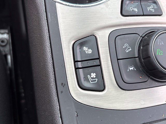 Used 2024 GMC Terrain Denali w/ Denali Premium Package AWD/4WD image 19