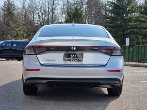 Used 2024 Honda Accord EX image 25