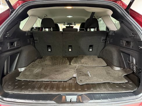 Used 2021 Subaru Outback Premium image 34