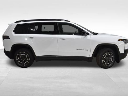 New 2026 Jeep Cherokee Limited AWD/4WD image 3