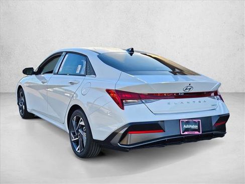 New 2026 Hyundai Elantra Limited image 6