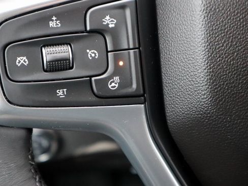 Used 2022 Chevrolet Silverado 1500 RST image 7