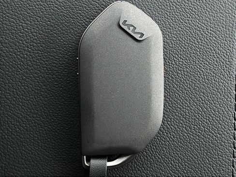New 2026 Kia Sportage SX FWD image 28